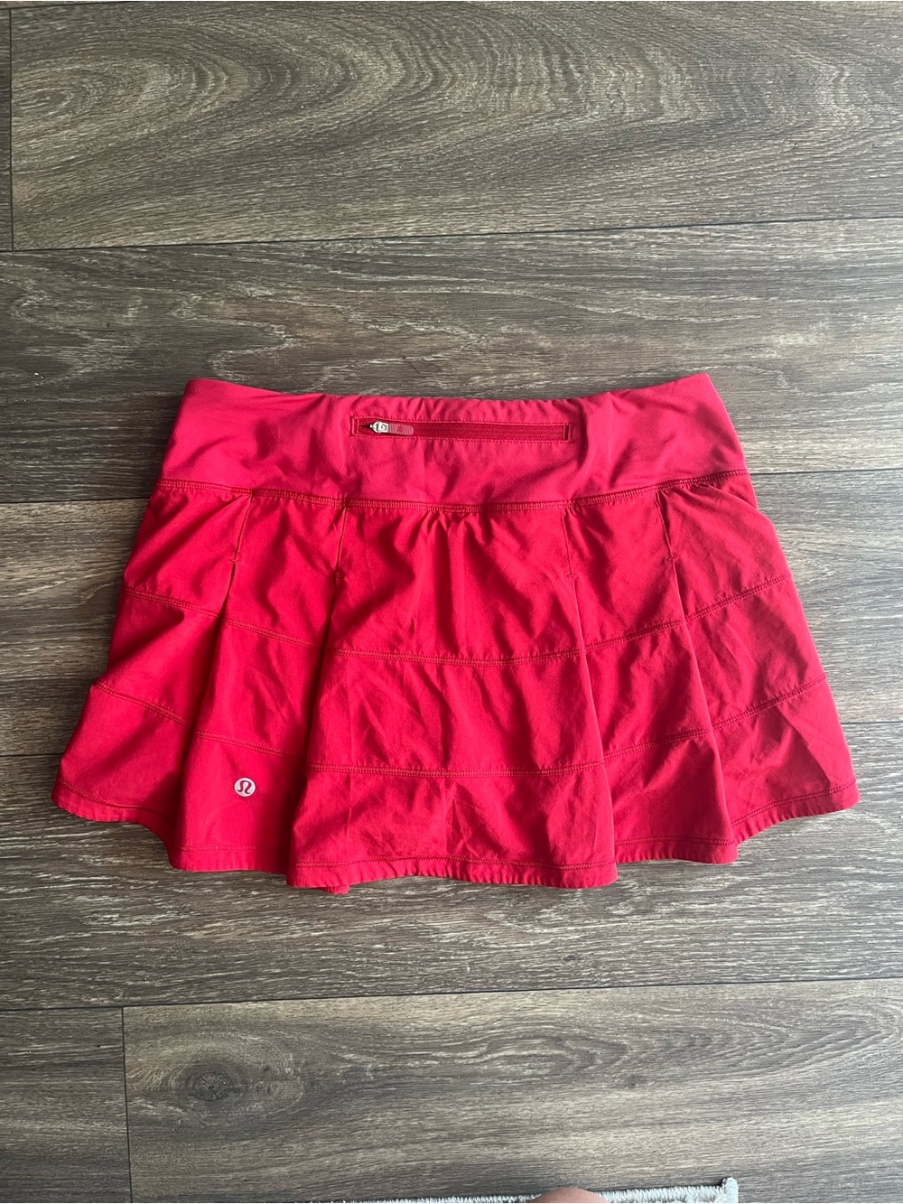 Lululemon Athletica Women's Red Skirt